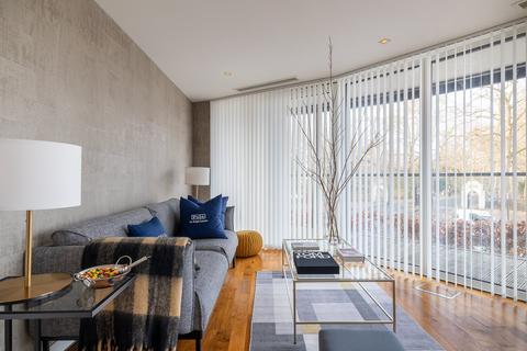 1 bedroom flat for sale, Queenstown Road, Chelsea Bridge Wharf SW11