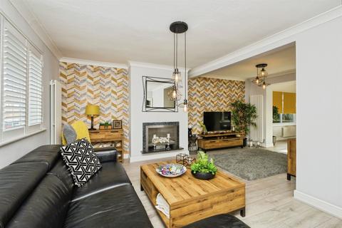 4 bedroom detached house for sale, Hawkswood Drive, Hailsham