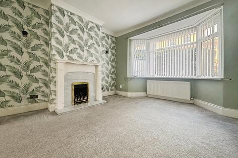 3 bedroom semi-detached house for sale, Hodgkin Park Crescent, Benwell, Newcastle upon Tyne, NE15