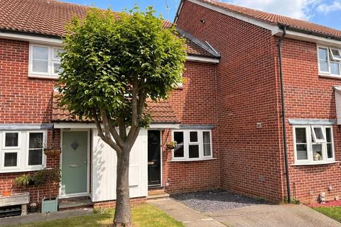 1 bedroom terraced house to rent, Arundel Way, Billericay
