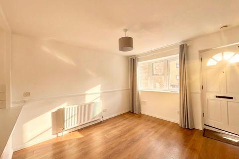 1 bedroom terraced house to rent, Arundel Way, Billericay