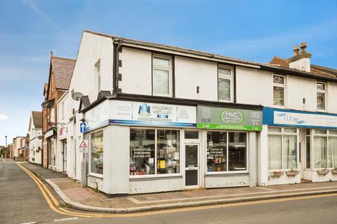2 bedroom end of terrace house for sale, Market Street, Wirral, Merseyside, CH47