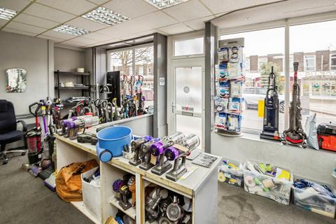 2 bedroom end of terrace house for sale, Market Street, Wirral, Merseyside, CH47
