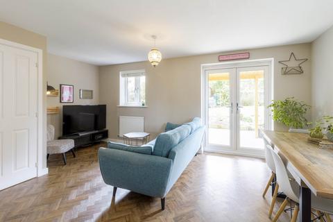 3 bedroom semi-detached house for sale, Aintree Avenue, Towcester NN12