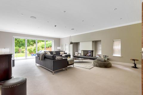 6 bedroom detached house to rent, Forest Drive Keston BR2