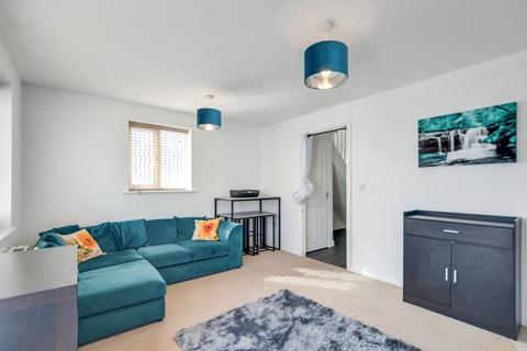 3 bedroom house for sale, at Fieldfare, Leighton Buzzard, Bedford LU7