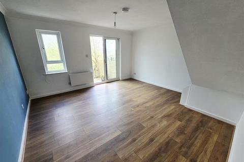 2 bedroom end of terrace house for sale, Dockacre Court, Launceston