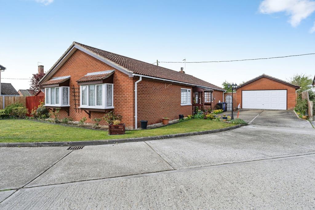 3 bedroom bungalow for sale