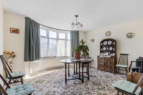 4 bedroom detached house for sale, King James Avenue, Cuffley, Potters Bar