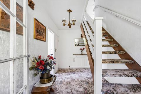 4 bedroom detached house for sale, King James Avenue, Cuffley, Potters Bar