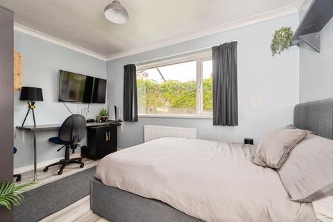 3 bedroom bungalow for sale, Valley View Estate, Lanner, Redruth, Cornwall, TR16