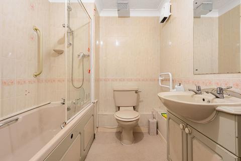 1 bedroom retirement property for sale, Ackender Road, Alton, Hampshire