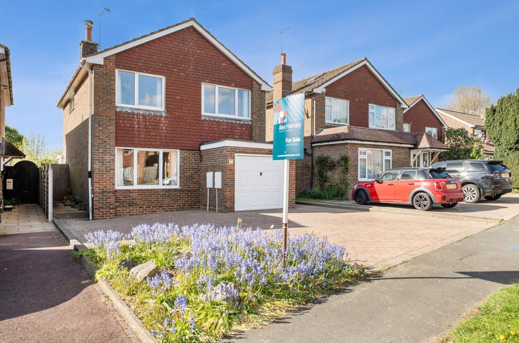 Forge Way, Billingshurst, RH14 4 bed detached house for sale - £525,000