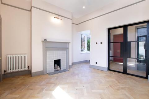 3 bedroom house to rent, Albert Road East, Hale, Altrincham