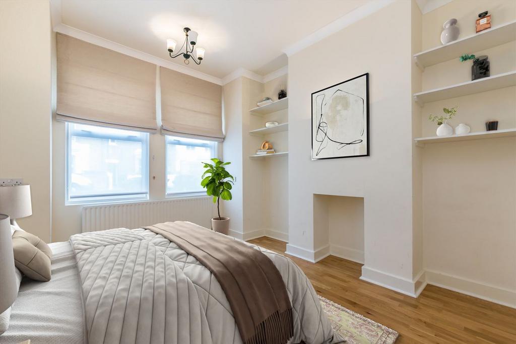 Bedroom, fireplace