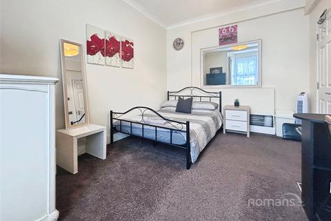 Caversham Road, Reading, Berkshire, RG1