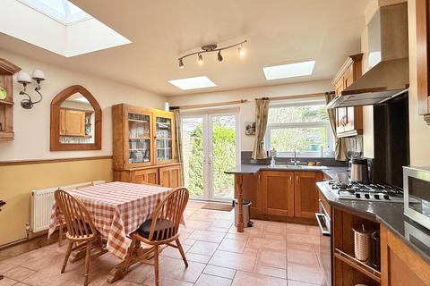 3 bedroom semi-detached house for sale, Middle Lane, Kings Norton, B38 0DY