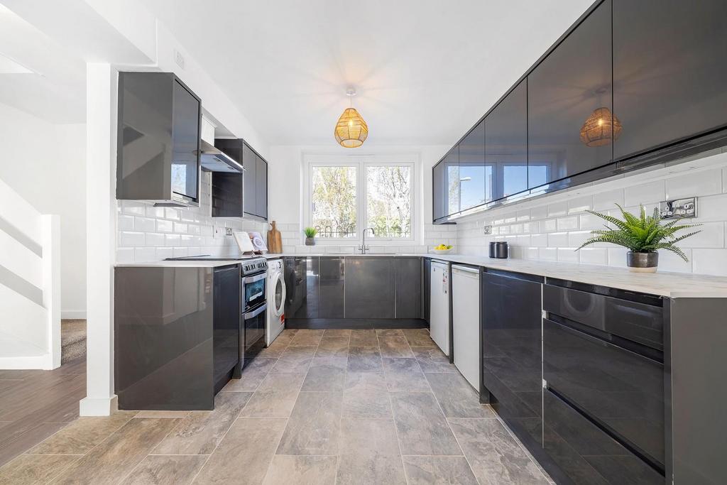 Kitchen, open plan living