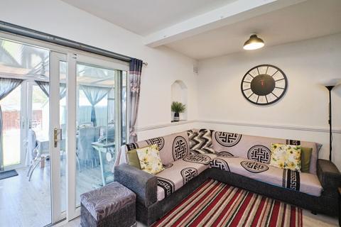 4 bedroom semi-detached house for sale, Denton Grove, Stechford, Birmingham