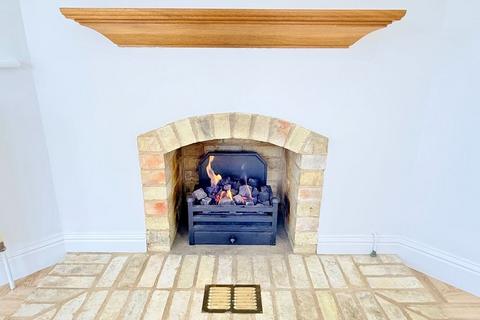 4 bedroom detached house to rent, Parsonage Barns, Bottisham, Cambridge