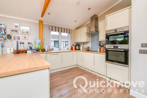2 bedroom park home for sale, Peterborough, Cambridgeshire, PE8