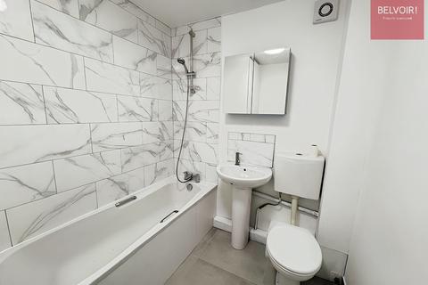 2 bedroom flat to rent, Thorgam Court, Grimsby, DN31