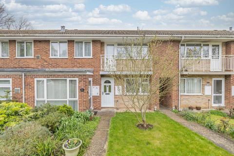 2 bedroom maisonette for sale, East Lodge Road, Ashford, Kent, TN23