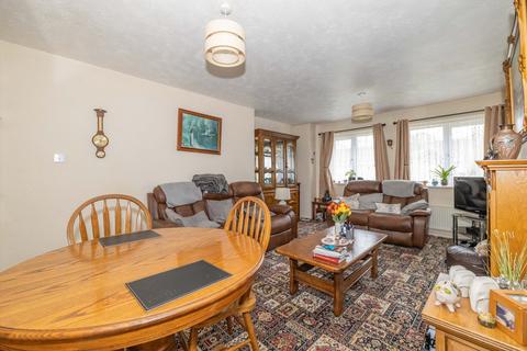 2 bedroom maisonette for sale, East Lodge Road, Ashford, Kent, TN23
