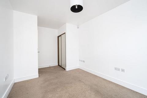 1 bedroom flat to rent, Gunmakers Lane, E3, Victoria Park, London, E3
