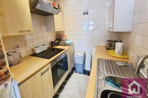 2 bedroom flat for sale, Manley Road, Whalley Range, Greater Manchester, M16