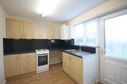 2 bedroom semi-detached house to rent, Atwater Close, Lincoln