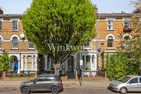 Brownswood Road, London, N4