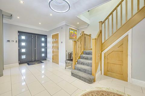 5 bedroom detached house for sale, Southend-on-sea SS1