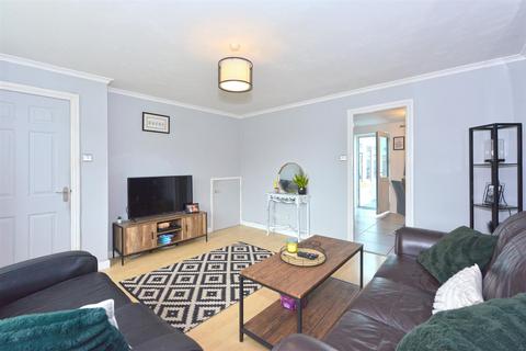 3 bedroom terraced house for sale, The Paddocks, Gains Park, Shrewsbury