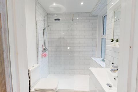 1 bedroom house to rent, 31 Fishponds Road, Bristol BS5