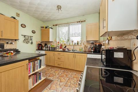 3 bedroom end of terrace house for sale, Windsor Road, Dorchester