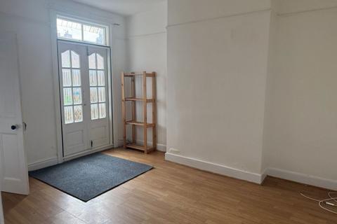 3 bedroom house to rent, KINGSLAND AVE, CHAPELFIELS, COVENTRY CV5 8DY