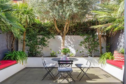 4 bedroom terraced house for sale, Sumburgh Road, London SW12