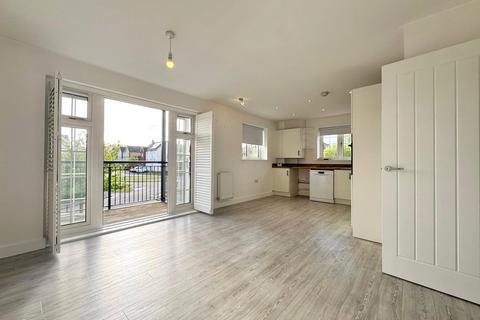 2 bedroom apartment for sale, Newton Drive, Fleet GU52