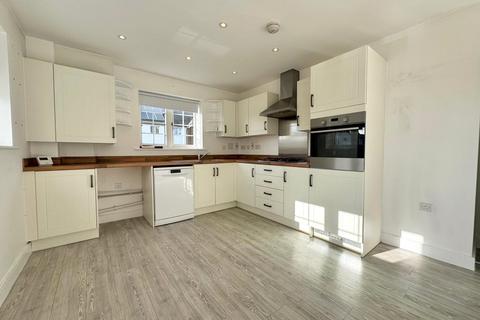 2 bedroom apartment for sale, Newton Drive, Fleet GU52