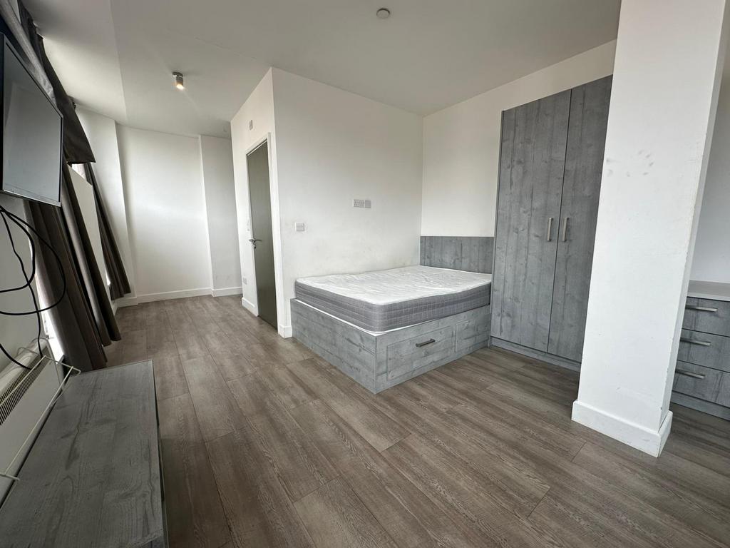 L'Appartement

T/C ウラケスウェットプルオーバー Lowndes Square, London, SW1X 9JL | Property to rent | Savills