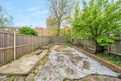 3 bedroom terraced house for sale, Nimrod Road, Furzedown, London, SW16