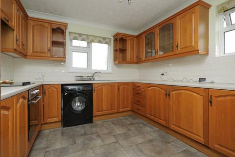 2 bedroom maisonette for sale, Edenfield, Birchington, CT7