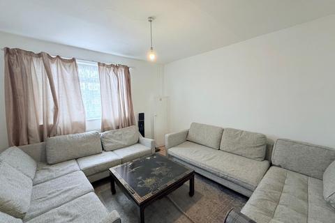 1 bedroom in a house share to rent, Abbey Street, Nottingham, NG7