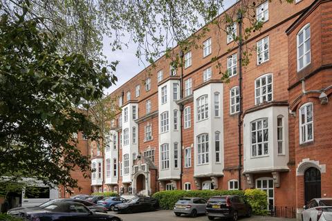 2 bedroom flat for sale, Cormont Road, Camberwell, SE5