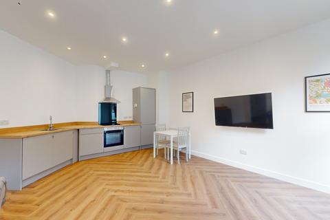 1 bedroom house to rent, Grove Road, Nottingham NG7