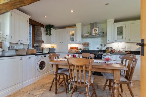 3 bedroom barn conversion for sale, Croesyceiliog, Cwmbran, NP44