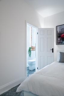 1 bedroom in a house share to rent, Gregory Boulevard, Nottingham NG7