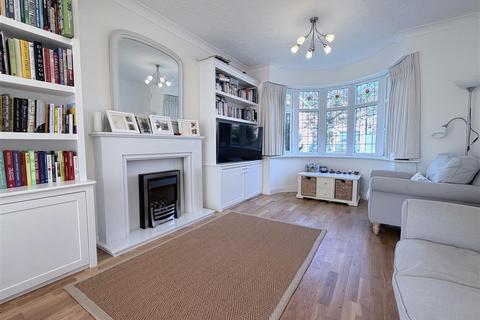 3 bedroom detached house for sale, Jourdain Park, Warwick