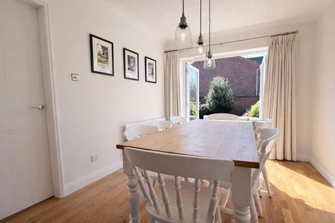3 bedroom detached house for sale, Jourdain Park, Warwick